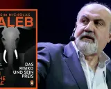 Nassim Nicholas Taleb, Autor von "Skin in the Game", spricht. Sein Buch "Das Risiko und sein Preis" wird auf der linken Seite gezeigt.