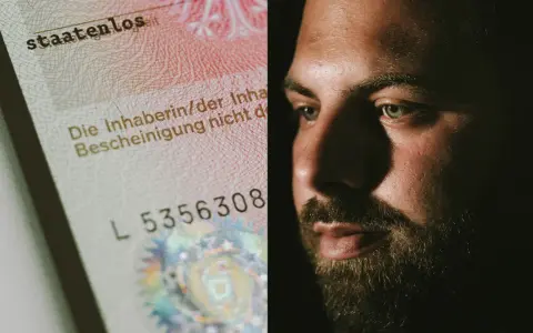 Ein Mann mit Bart und grünen Augen blickt nachdenklich. Daneben ein Dokument mit dem Aufdruck "staatenlos".